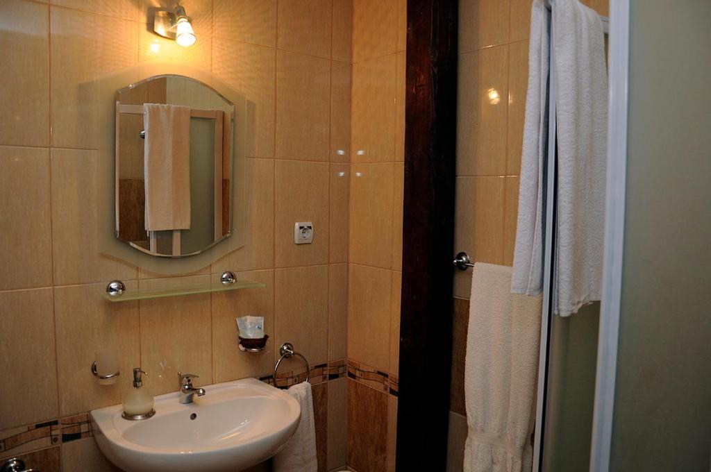 Pension Ambiance Iasi Rom bilde